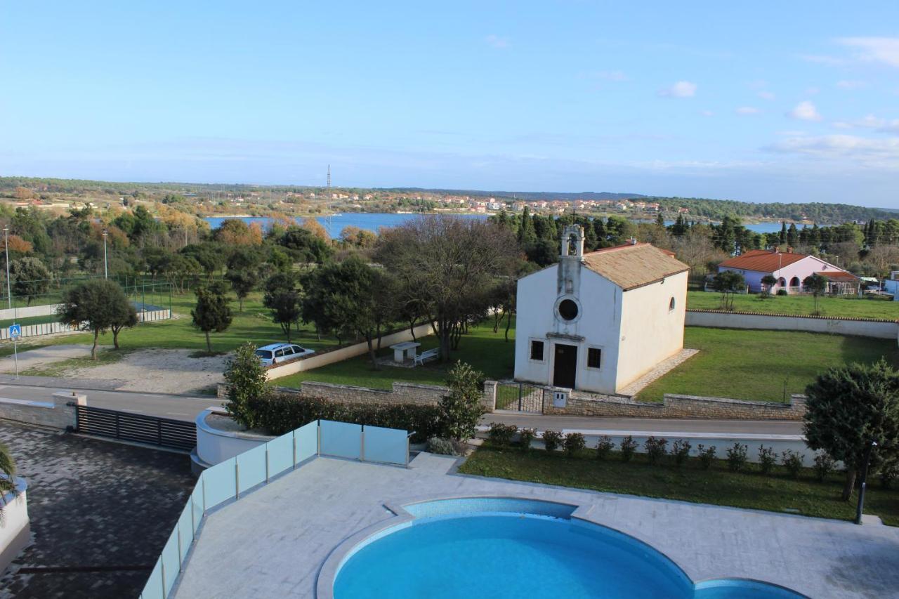 Apartmani Uwe Банджоле Экстерьер фото
